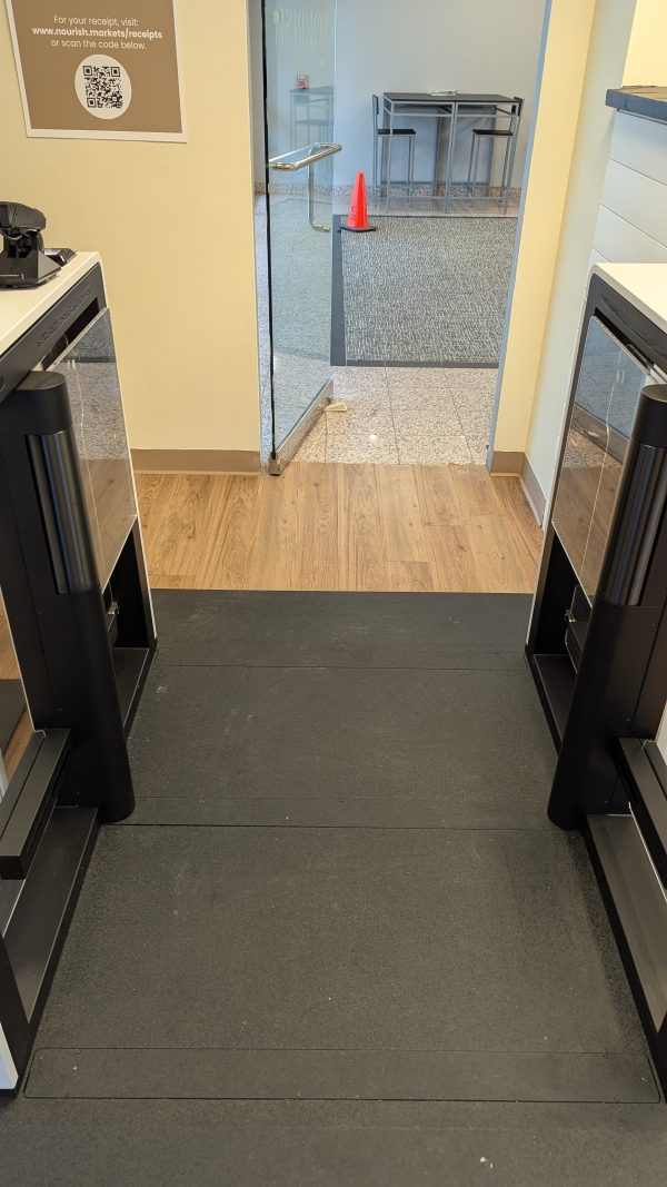 SBTL7000 Optical Turnstile Gates - One Lane with Platform - Used Turnstiles - Image 5