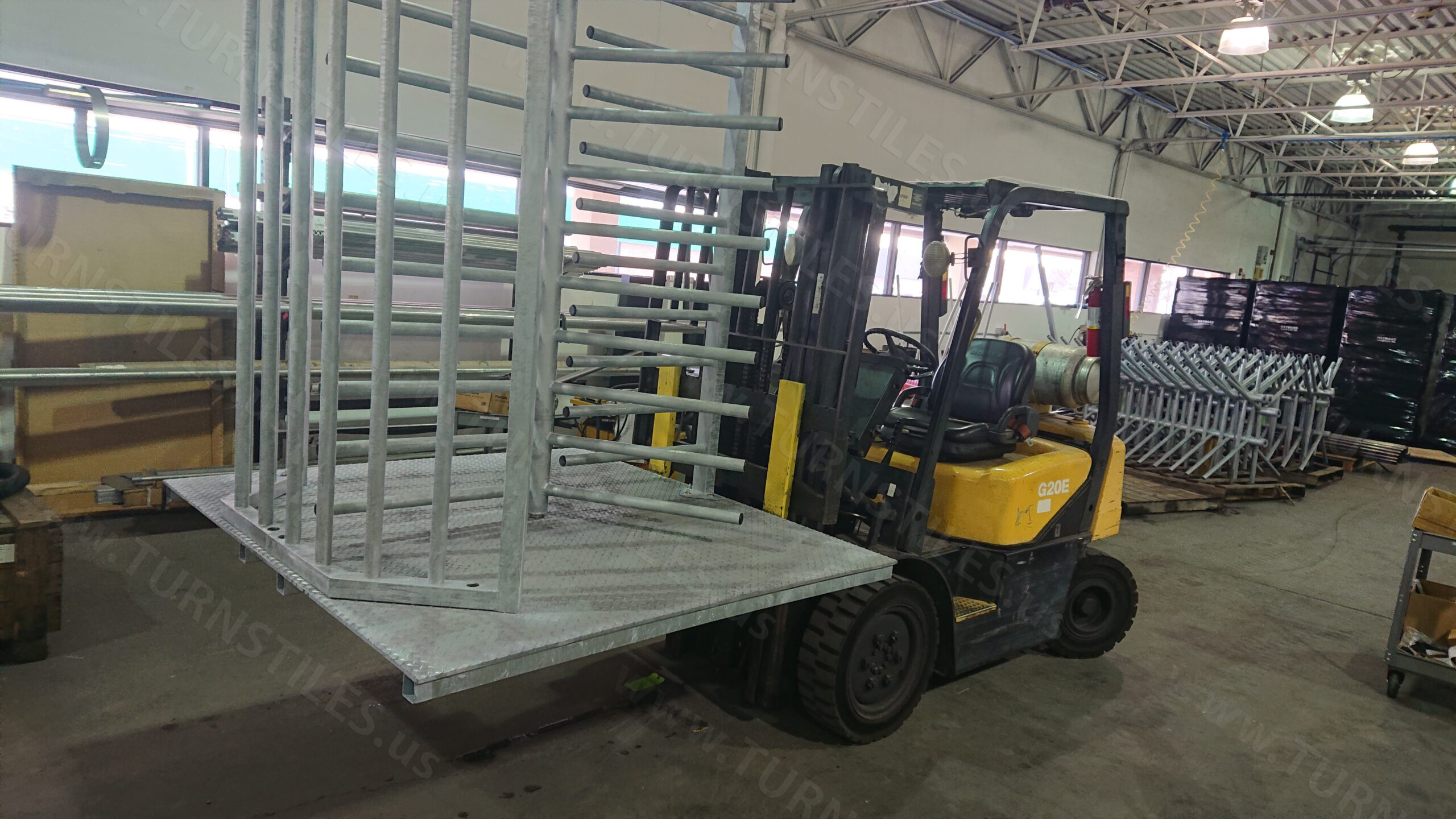 HS439-S-BASE Portable Single Turnstile with Extra-Wide 39" Passage - Image 4