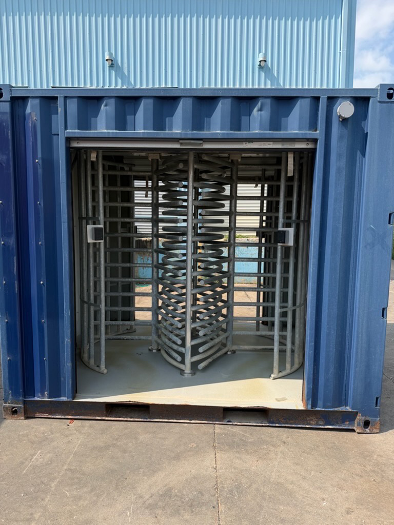 Used MAC-2T (M2TX) Container with Tandem Full Height Turnstile & Rolldown Doors - Image 8
